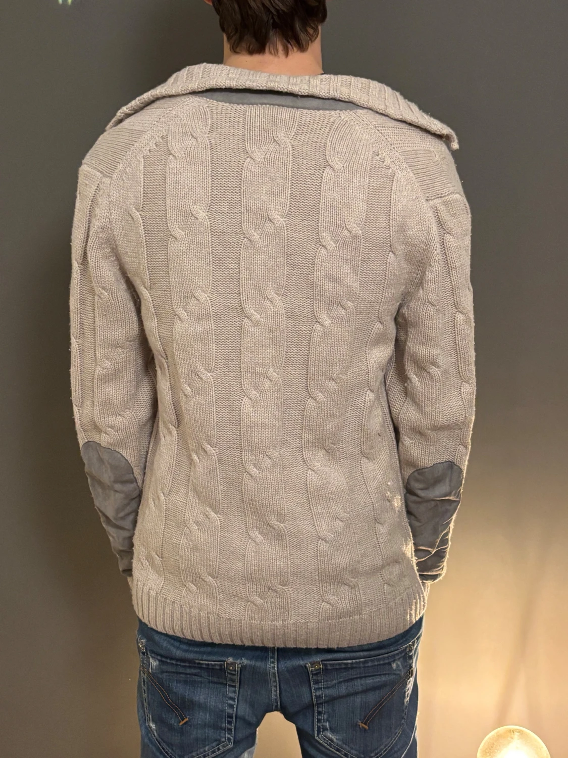 Beige stickad kofta med huva - 2