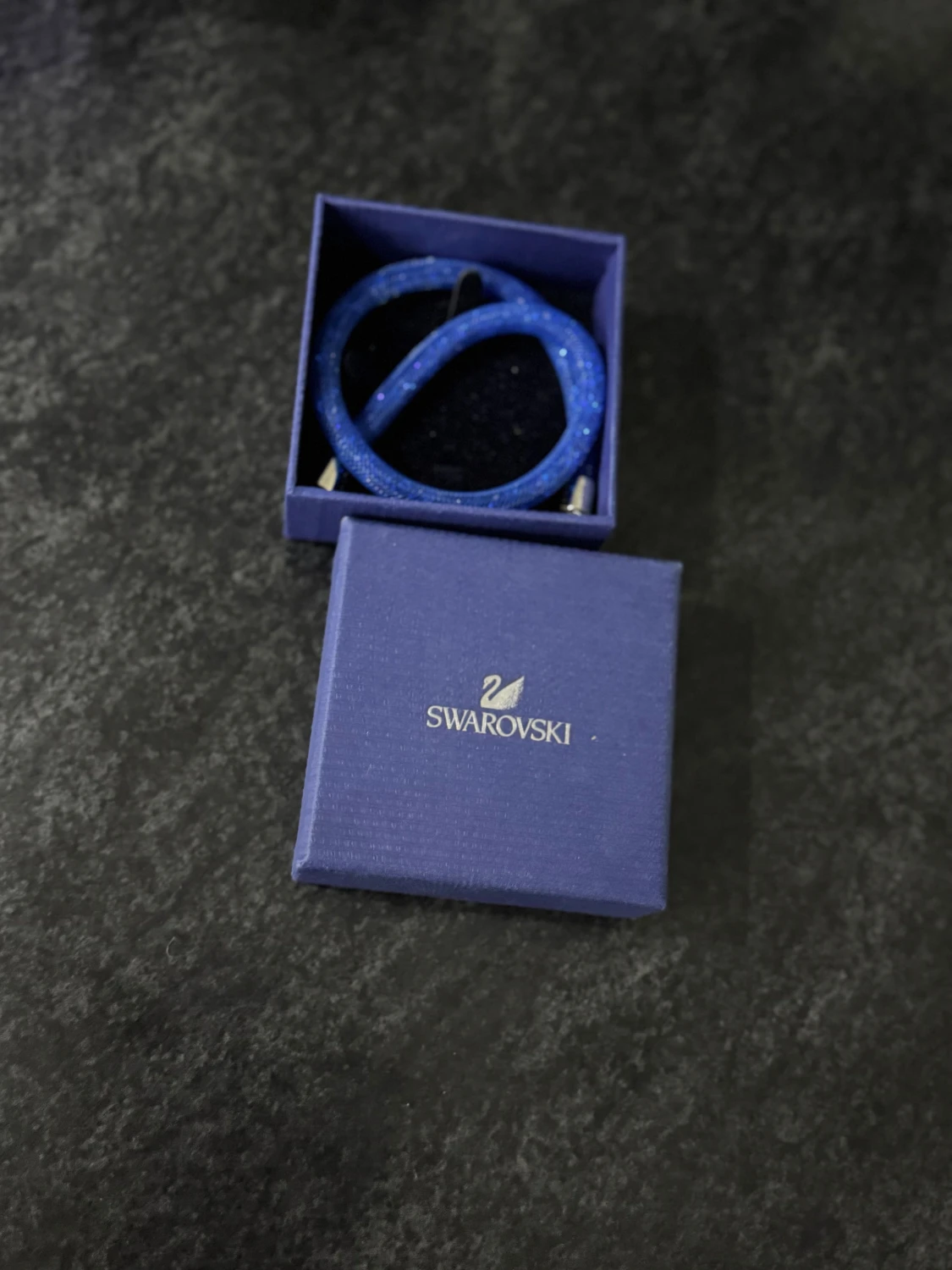 Blå glittrig Swarovski armband