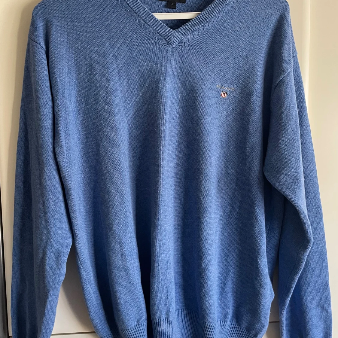 Gant v-ringad tröja blå