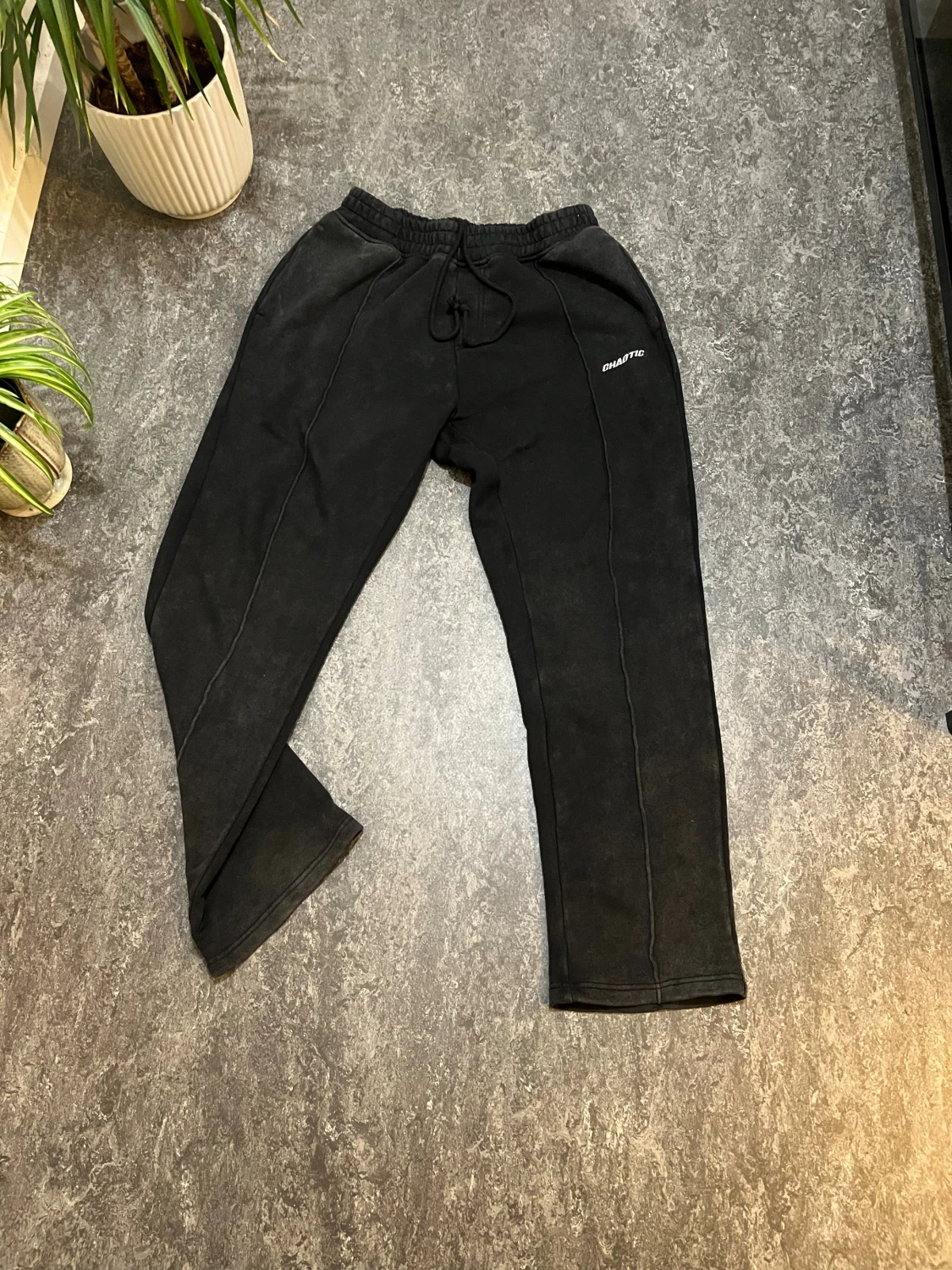 Svarta mjukisbyxor från FSBN