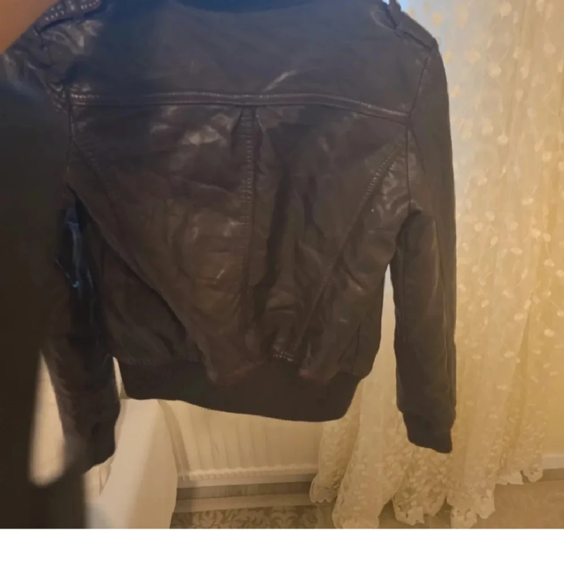 Mörkbrun skinnjacka från Fishbone XS - 2