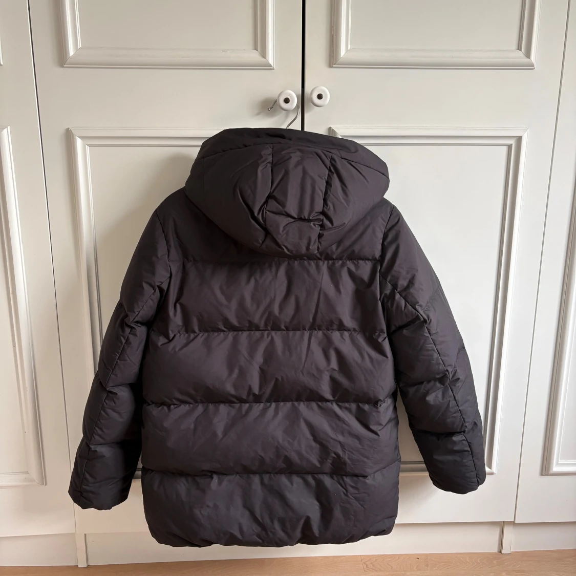 Svart pufferjacka från Uniqlo - 1