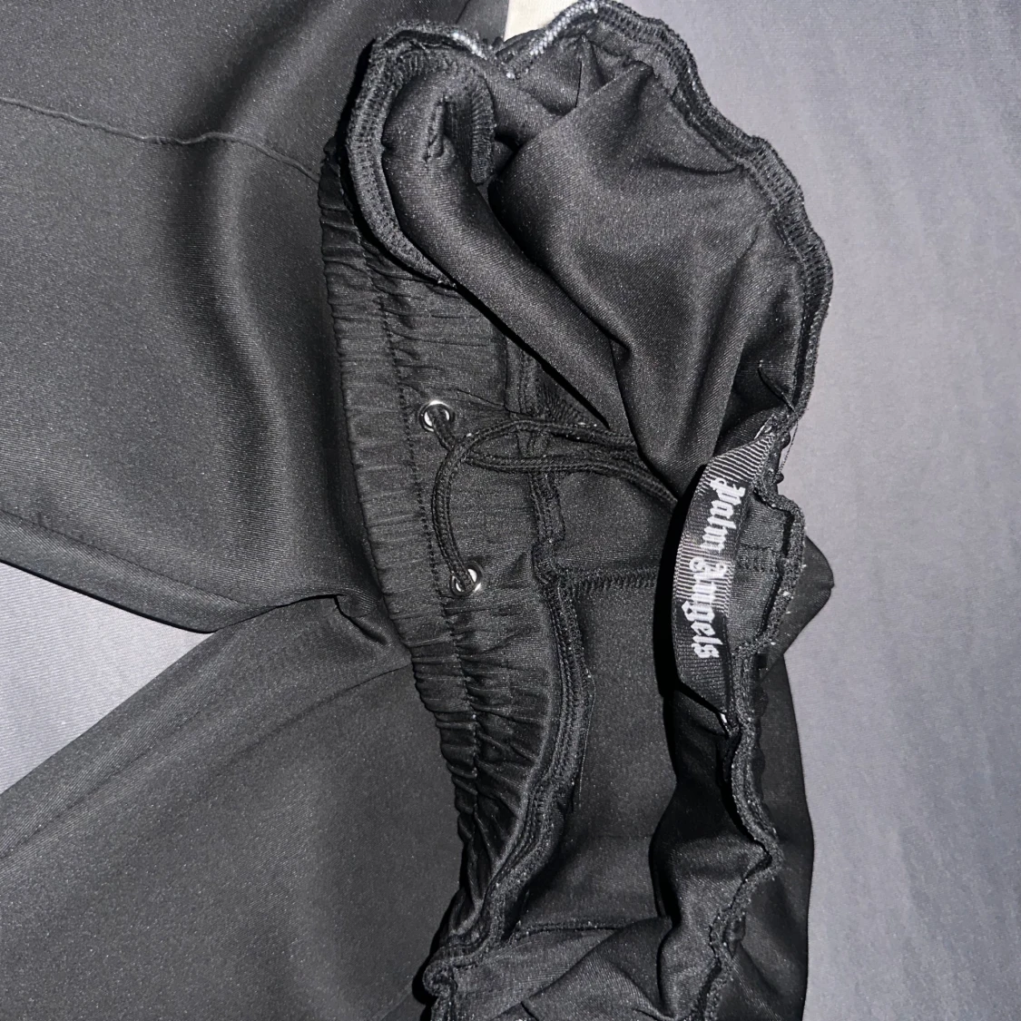 Palm Angels svarta trackpants med vita ränder - 2