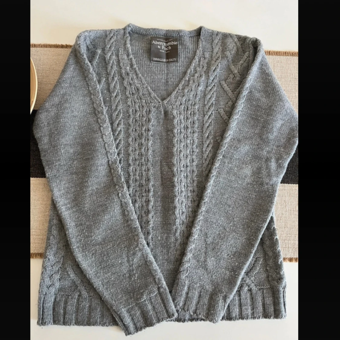 Vintage Grå stickad tröja Abercrombie & Fitch