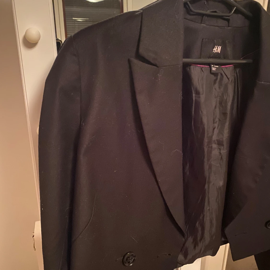 Svart kavaj från H&M, storlek 38 - 1