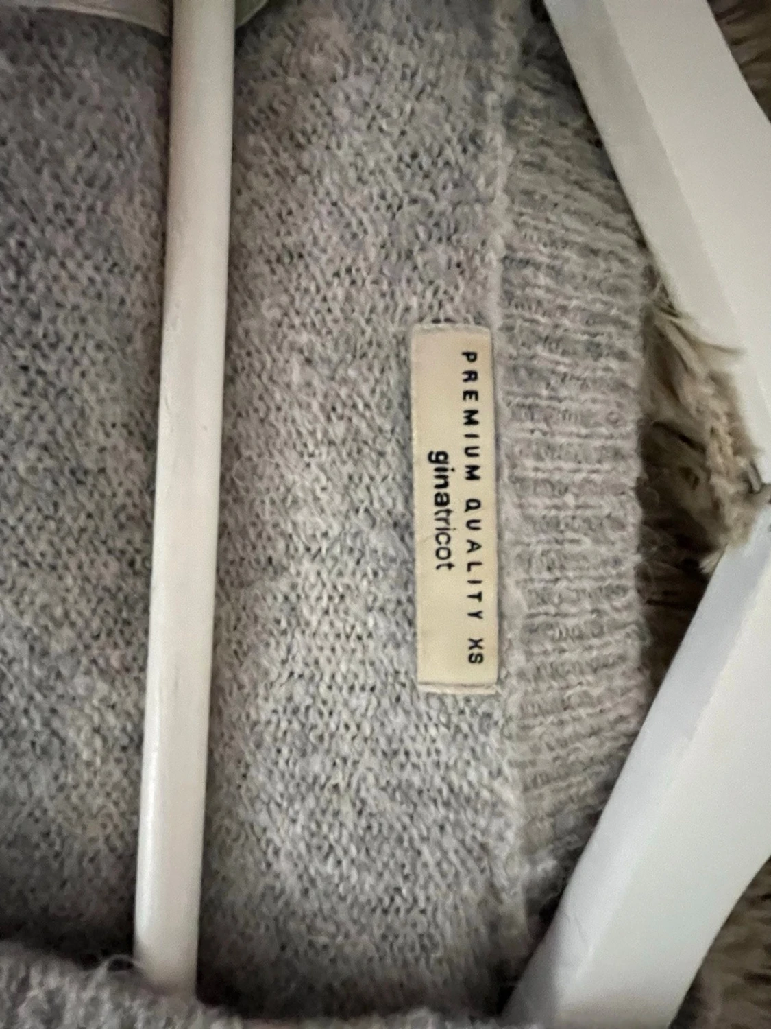 Grå omlottkofta med knytband - 2