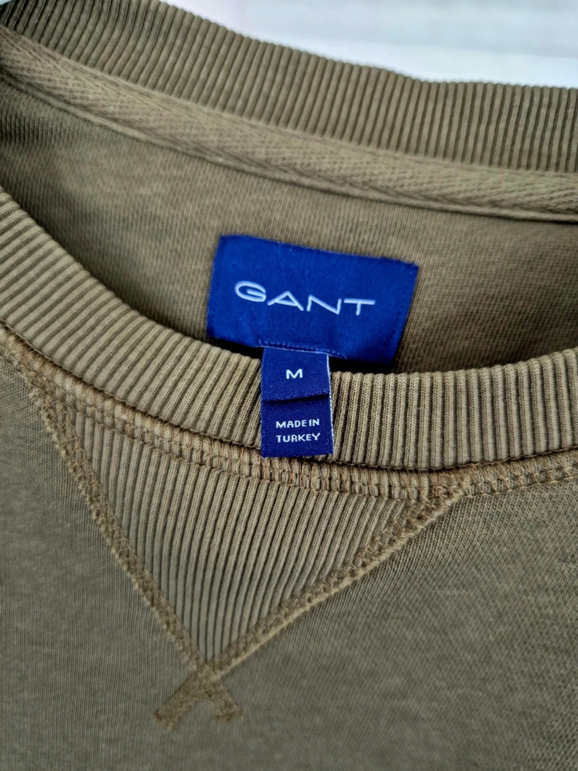 Olivgrön sweatshirt från Gant, storlek M - 3