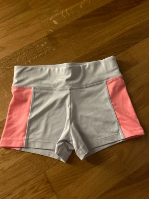 OYSHO sportswear  - Used but in good conditions 