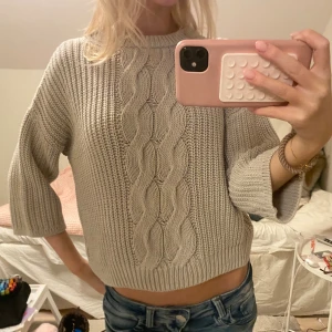 Trekvartsärmad stickad tröja - Söt ljusgrå stickad tröja med trekvartsärmar🩷