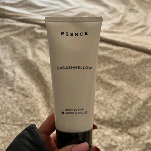 Essnce Bodylotion Carashmellow Ny! - Bodylotion från essnce, ny och oöppnad 