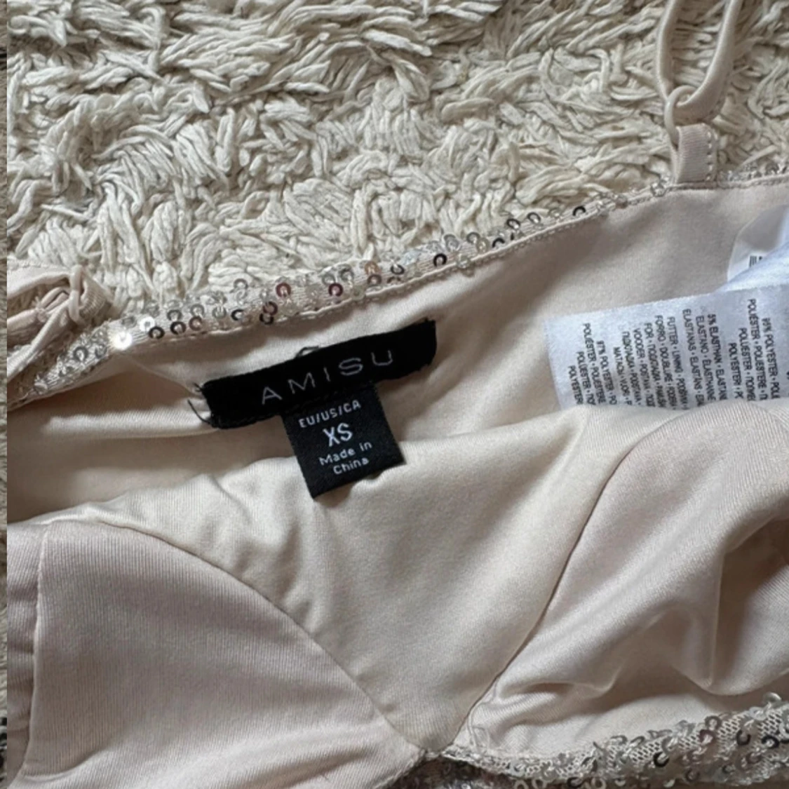 Glittrig paljettopp från Amisu XS - 2