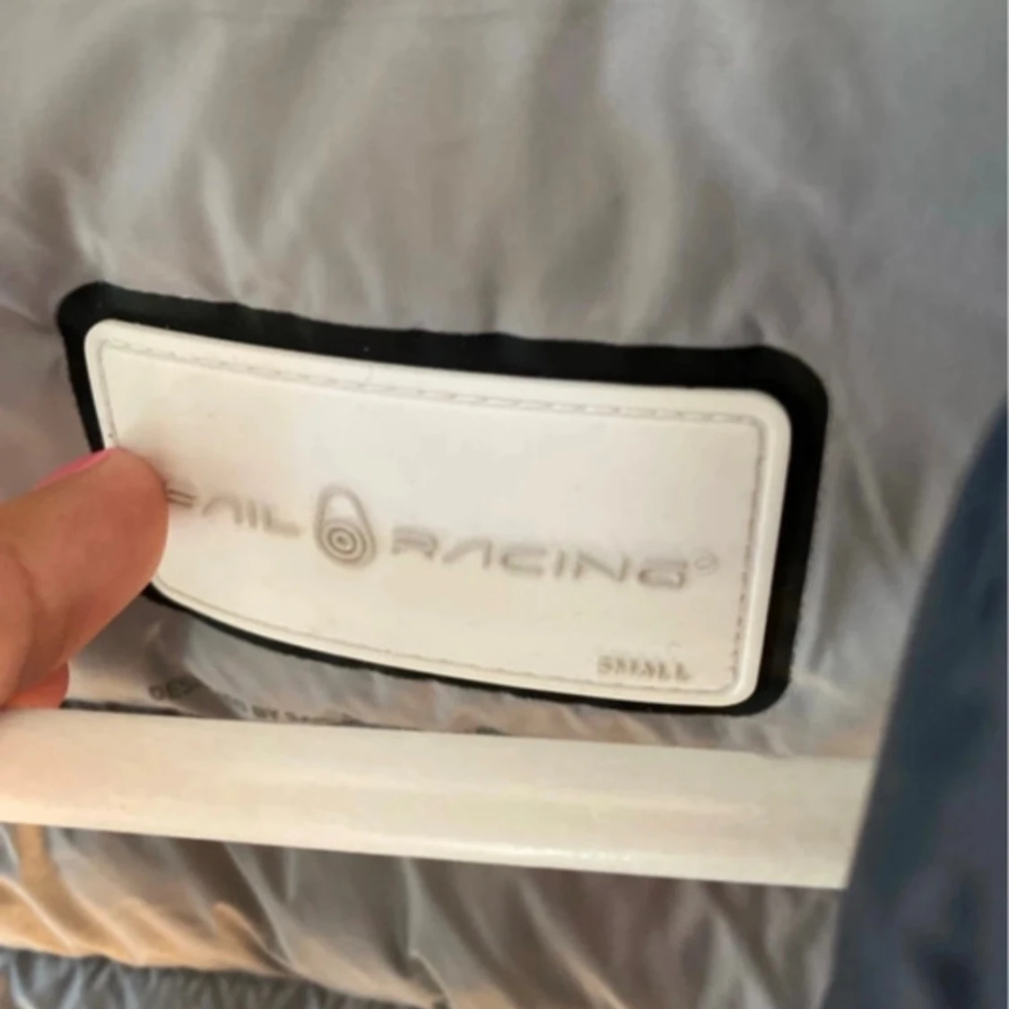 Mörkblå dunväst från Sail Racing - 1