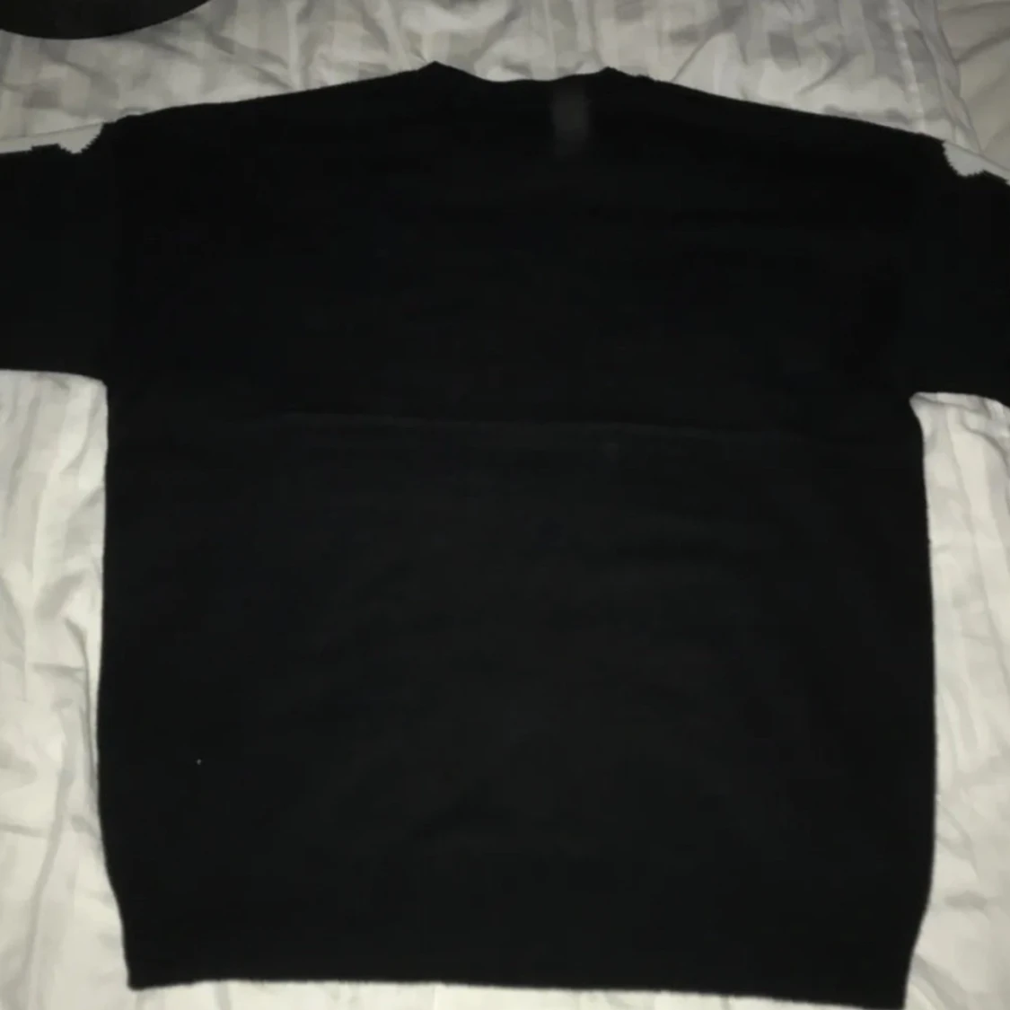 Sweatshirt med skellet tryck, aldrig använd - 1