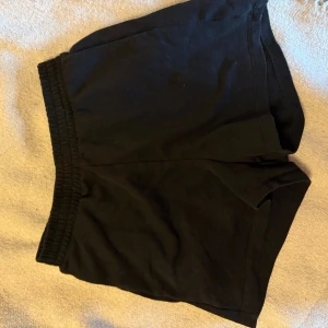Mjukisshorts - Fint skick! Finns fickor