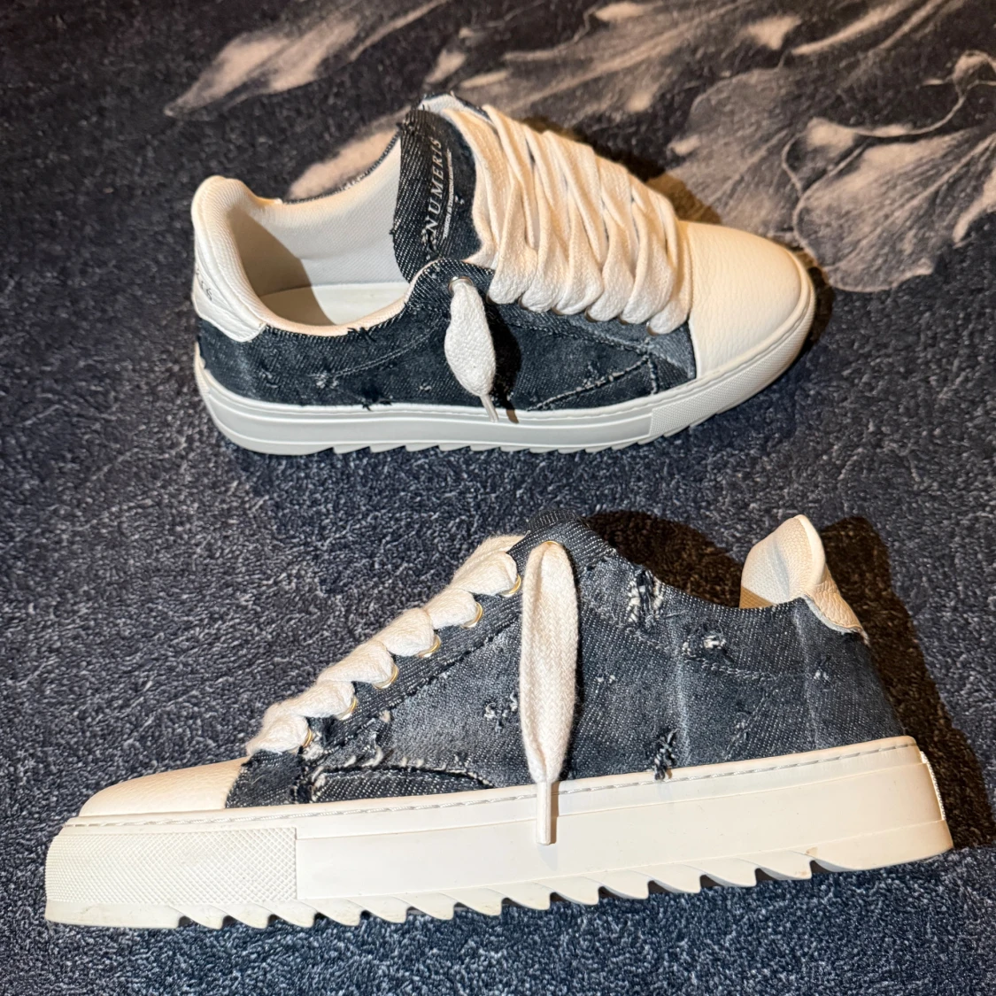 Numeris sneakers i denim och vitt - 3