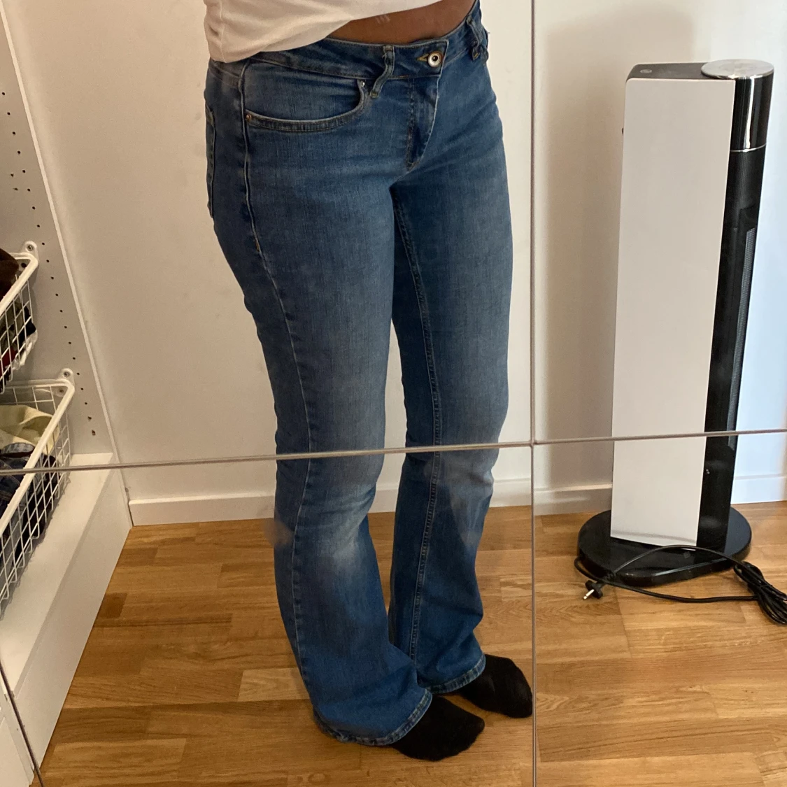 Blå bootcut jeans från ONLY - 1