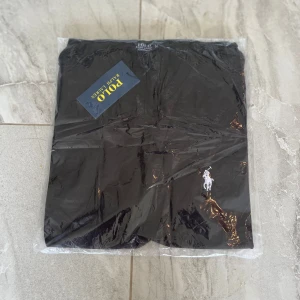 Polo Ralph lauren tröja  - Helt ny med prislapp. Passar till allt 👏🏽kan gå ner priset fråga på om ni undrar något 