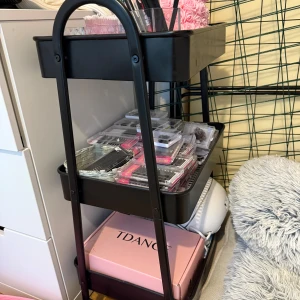 Allt på vagnen - fransförlängning - Värde 7000kr