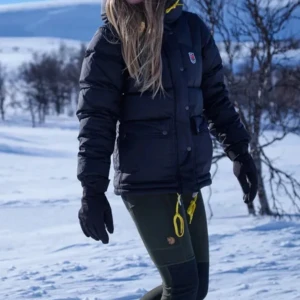 Söker en svart fjällräven jacka  - Söker en svart fjällräven jacka i storlek XXS eller XS i dam 