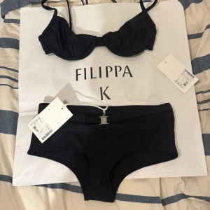 Bikini set från Filippa K  - Helt ny bikini set. Nypris:2100kr
