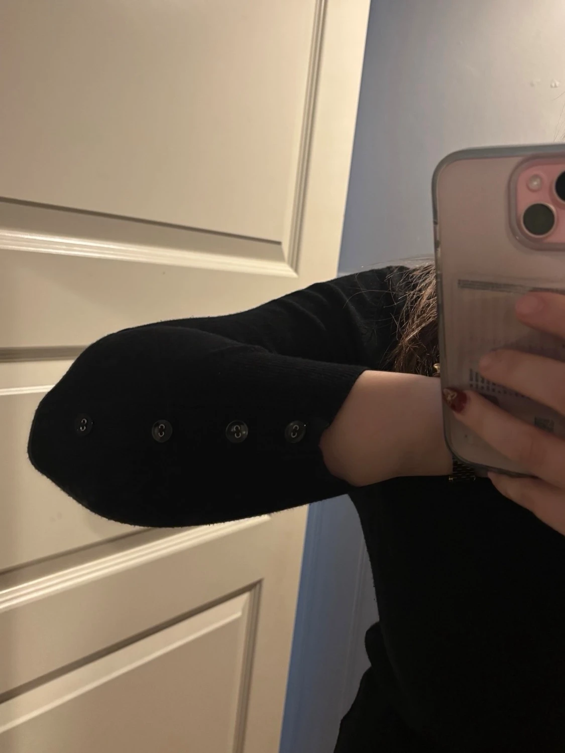 Svart trekvartsärmad tröja med knappar - 1