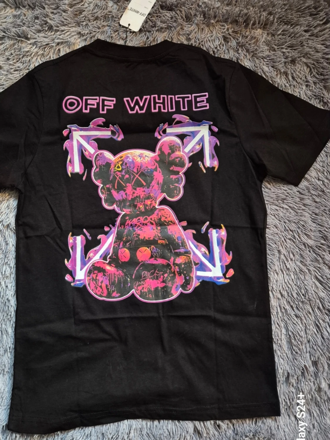 Svart Off-White t-shirt med tryck - 1