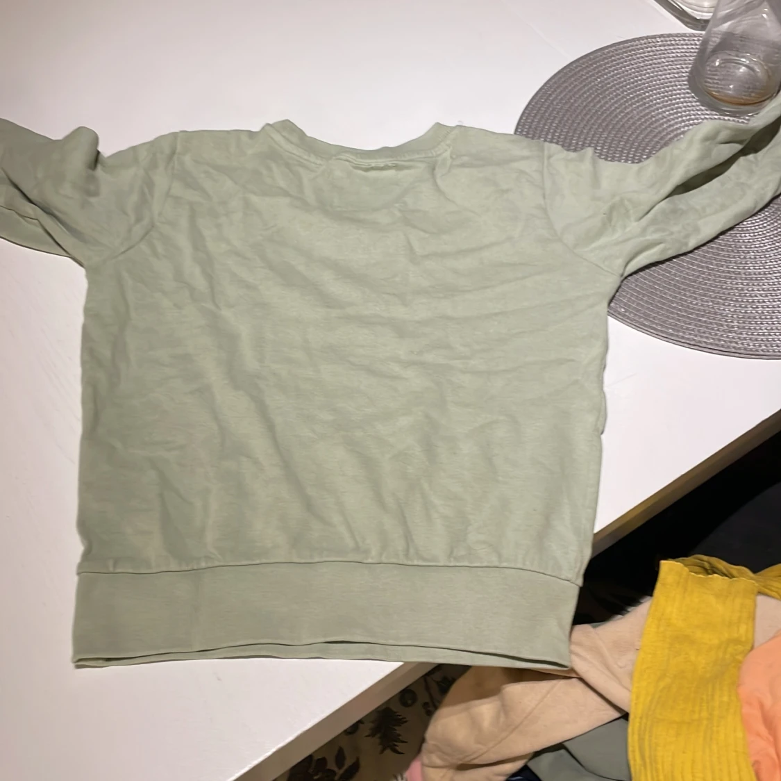 Ljusgrön sweatshirt från 157 - 1