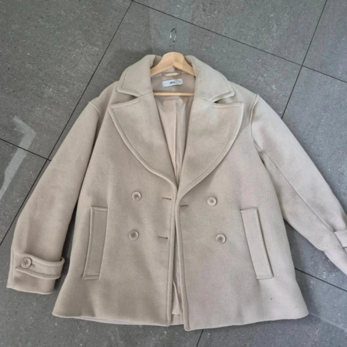 Beige skepparkavaj från Ellos, stl 38