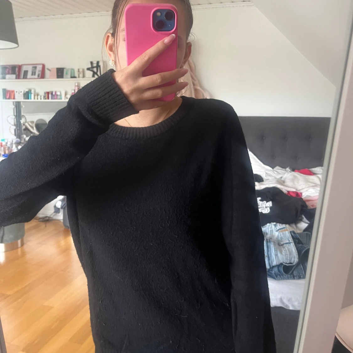 Svart stickad tröja från Vila