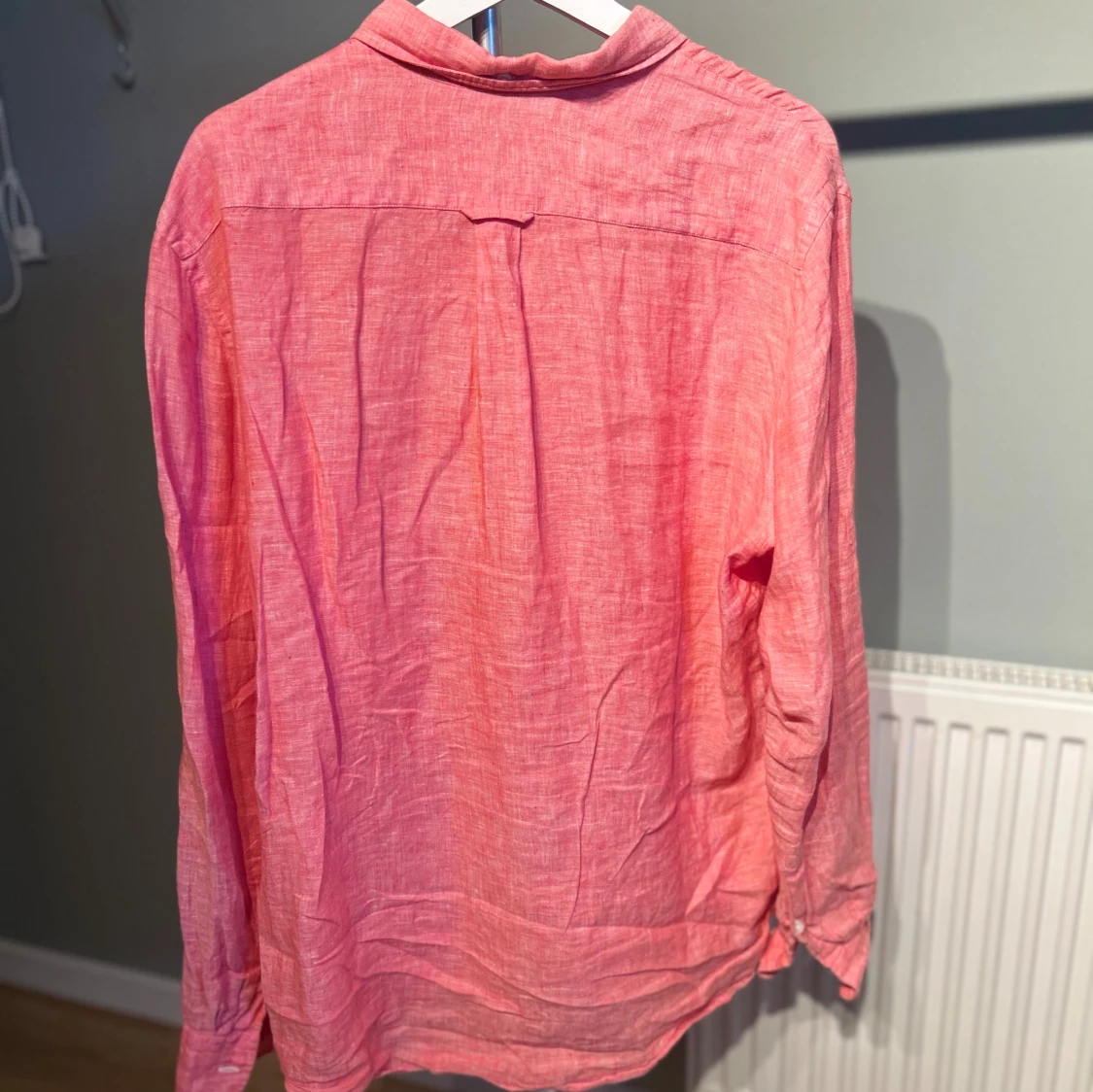 Rosa linneskjorta från J.Lindeberg - 1