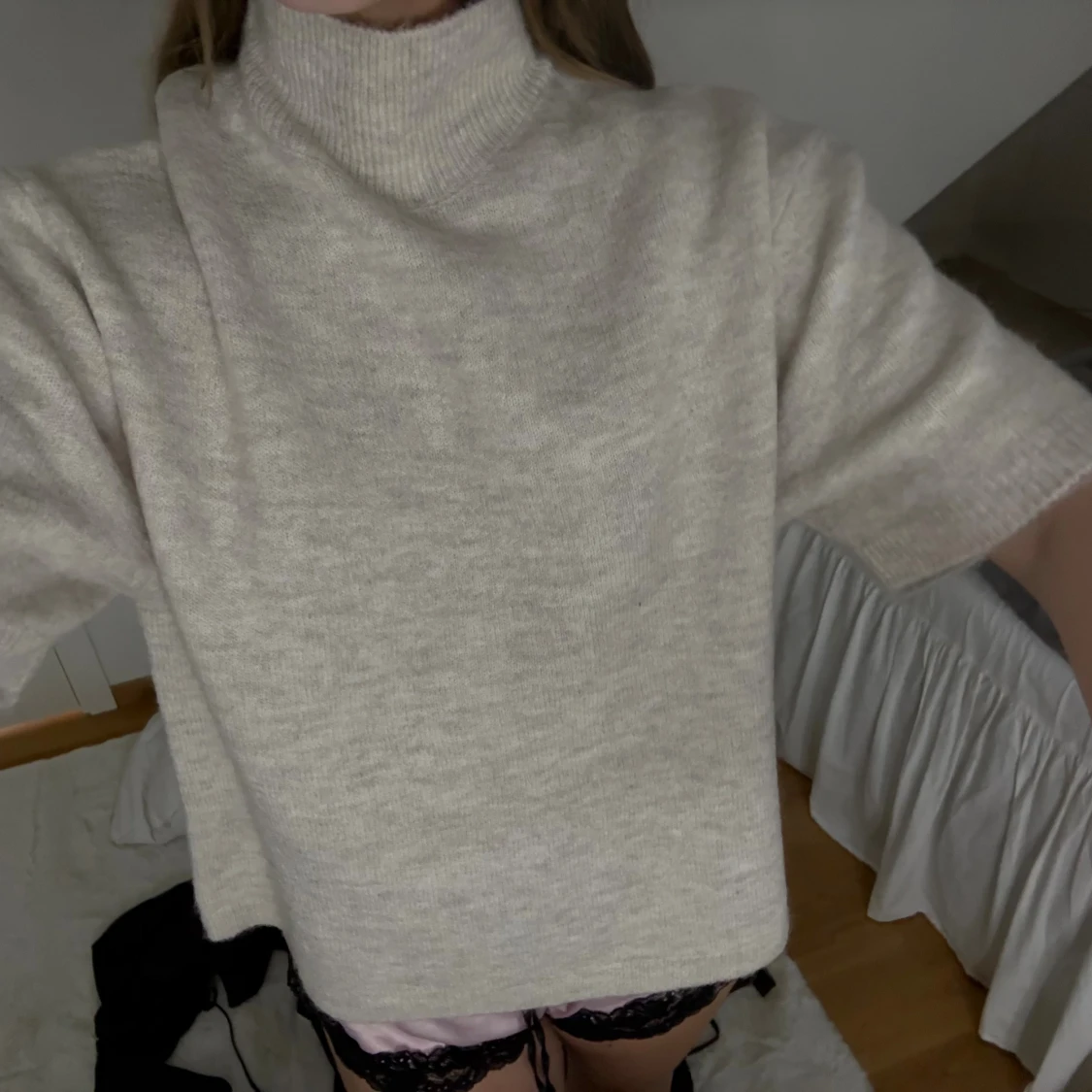 Beige polotröja med kort ärm - 2