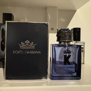 Dolce & Gabbana K - 50ml men som ni ser rätt använd, säljer av lite från min samling de därför jag säljer