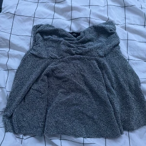 Fest topp - En jätte snygg glittrig top från missäy som är helt perfekt för fest 🎉 