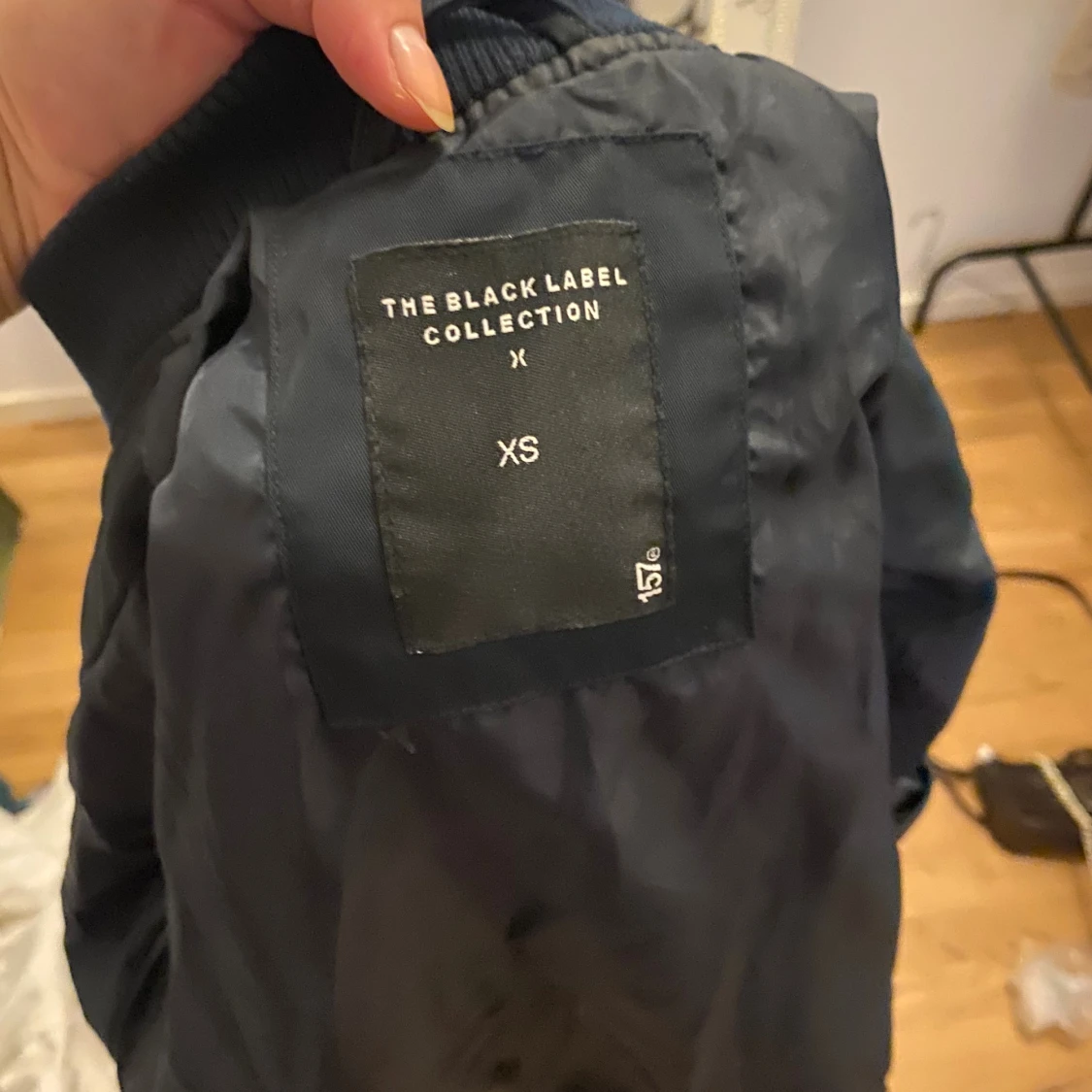 Svart bomberjacka från The Black Label - 3