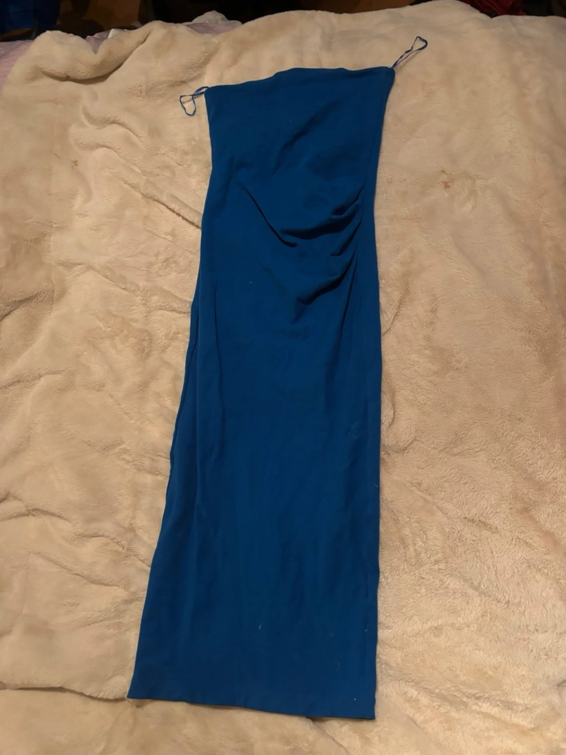 Blå långklänning med tunna band