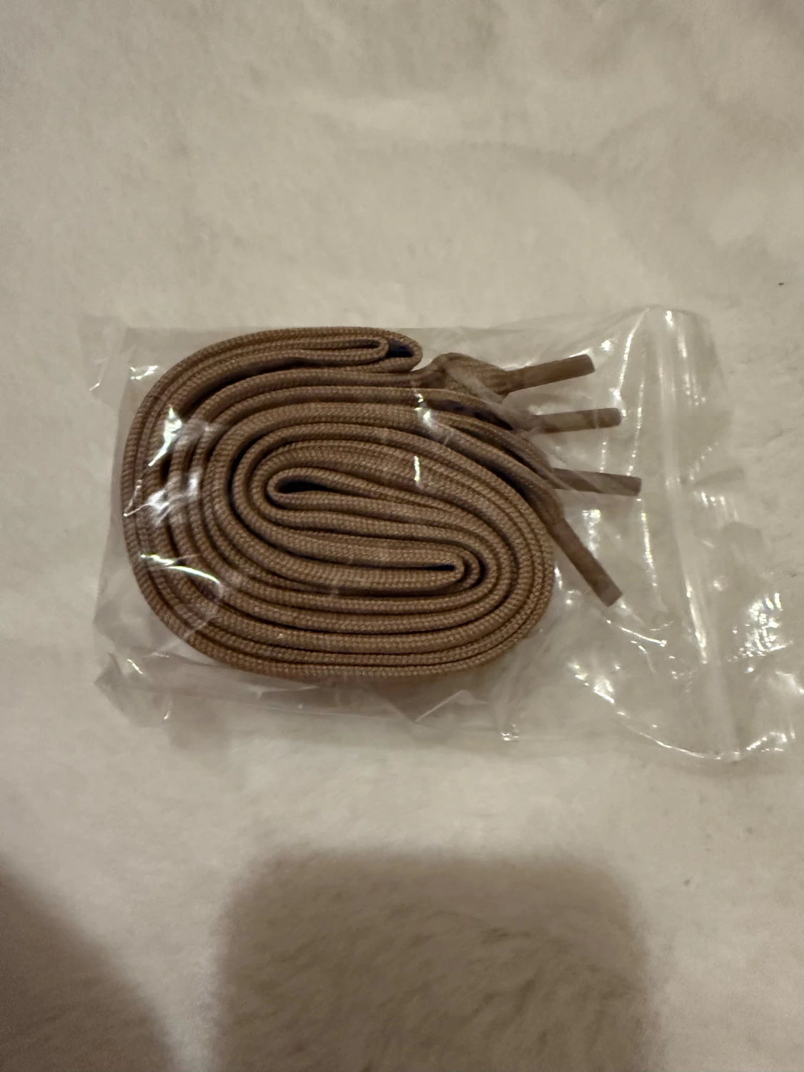 Beige sneakers från UGG med ullfoder - 3