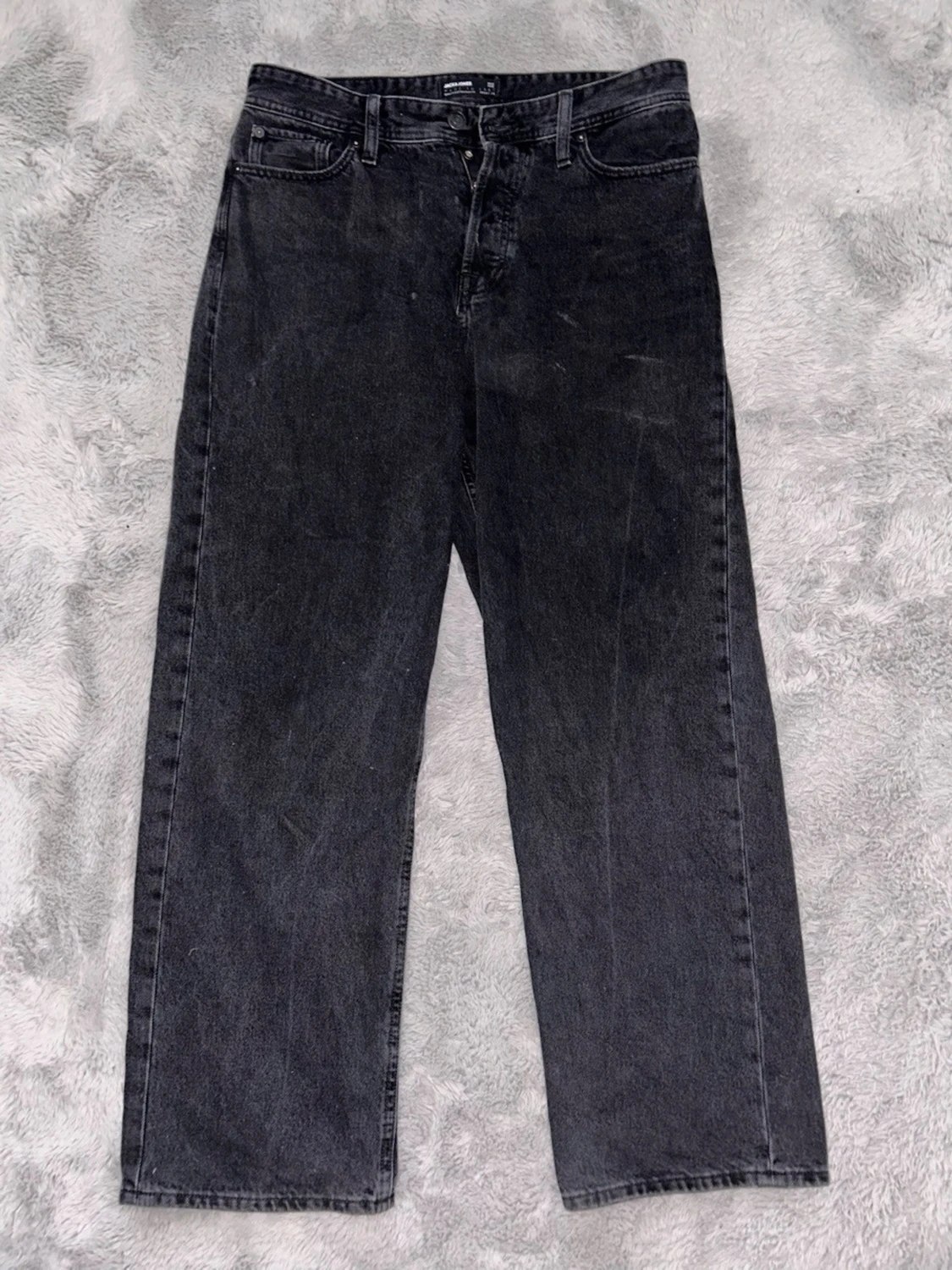 Svarta raka jeans från Jack and Jones  - 1