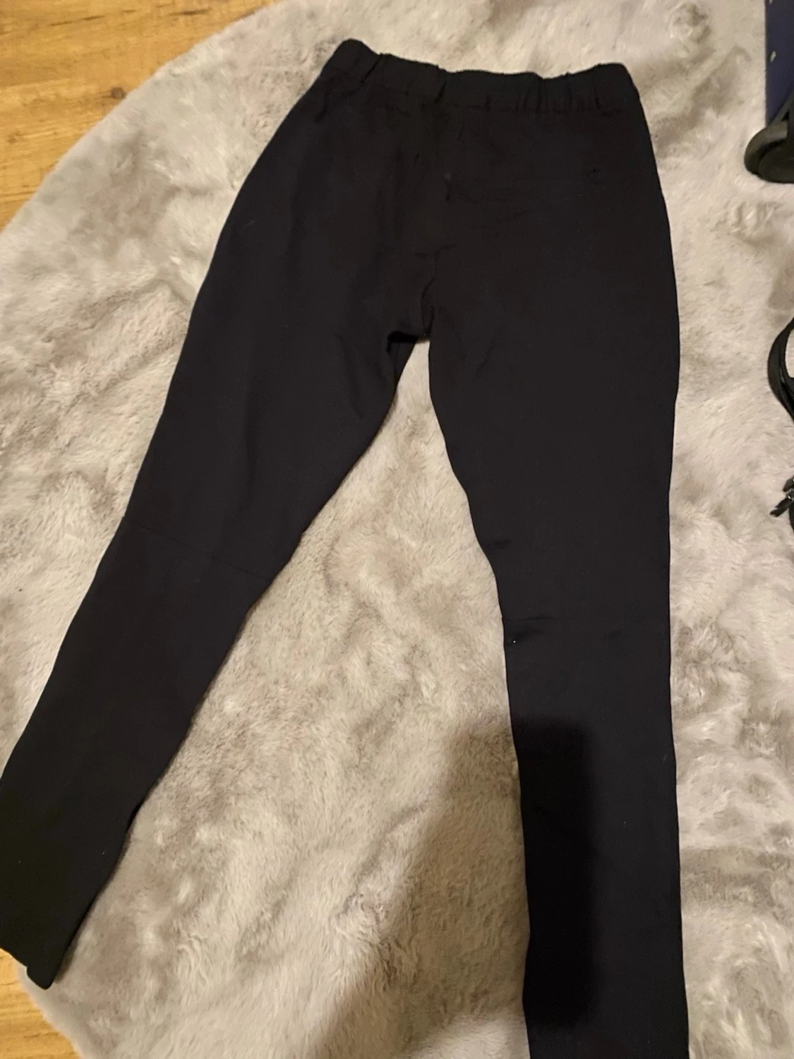 Svarta mjukisbyxor med resårmidja - 1