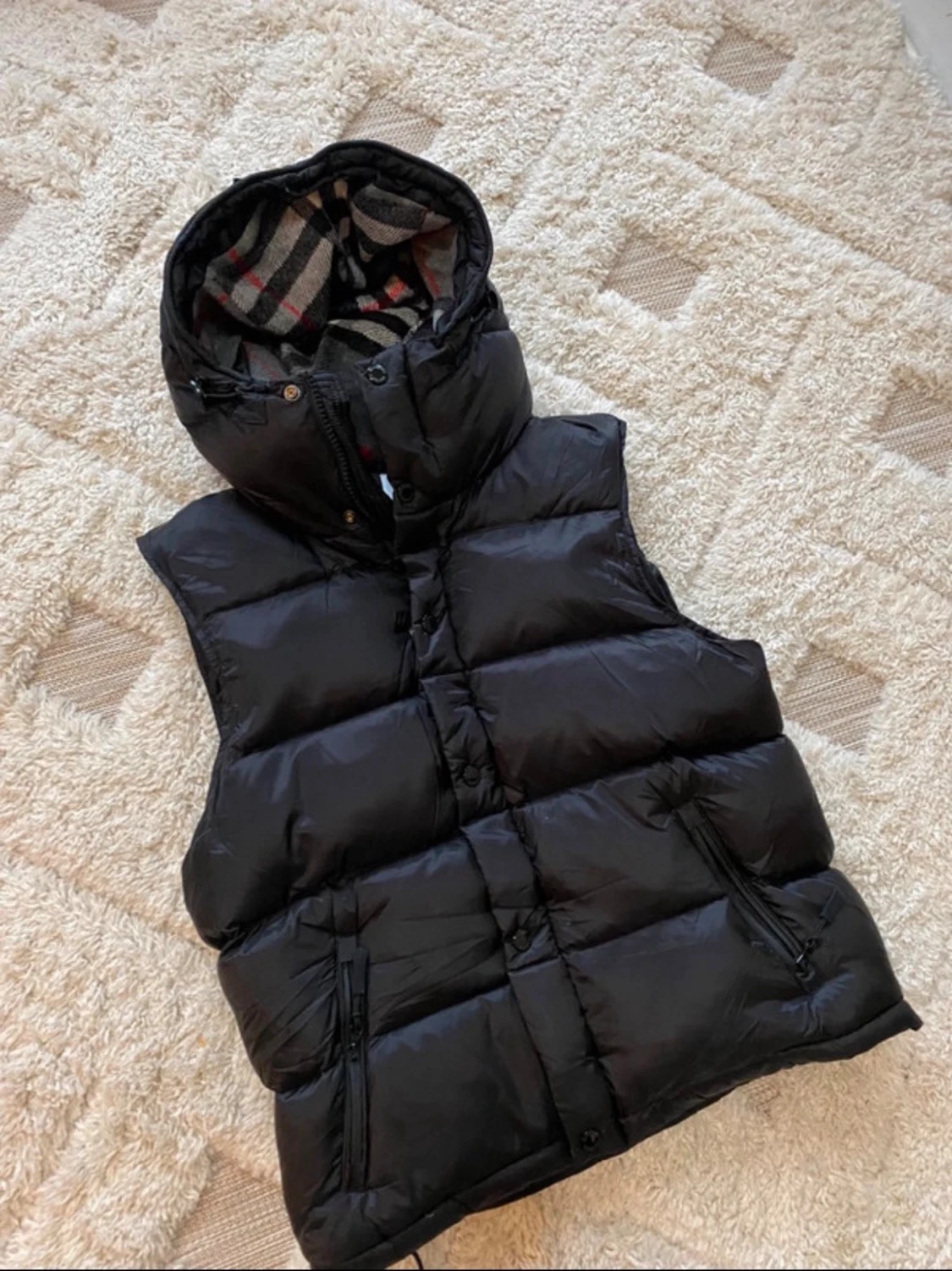 Svart pufferjacka från Burberry - 2