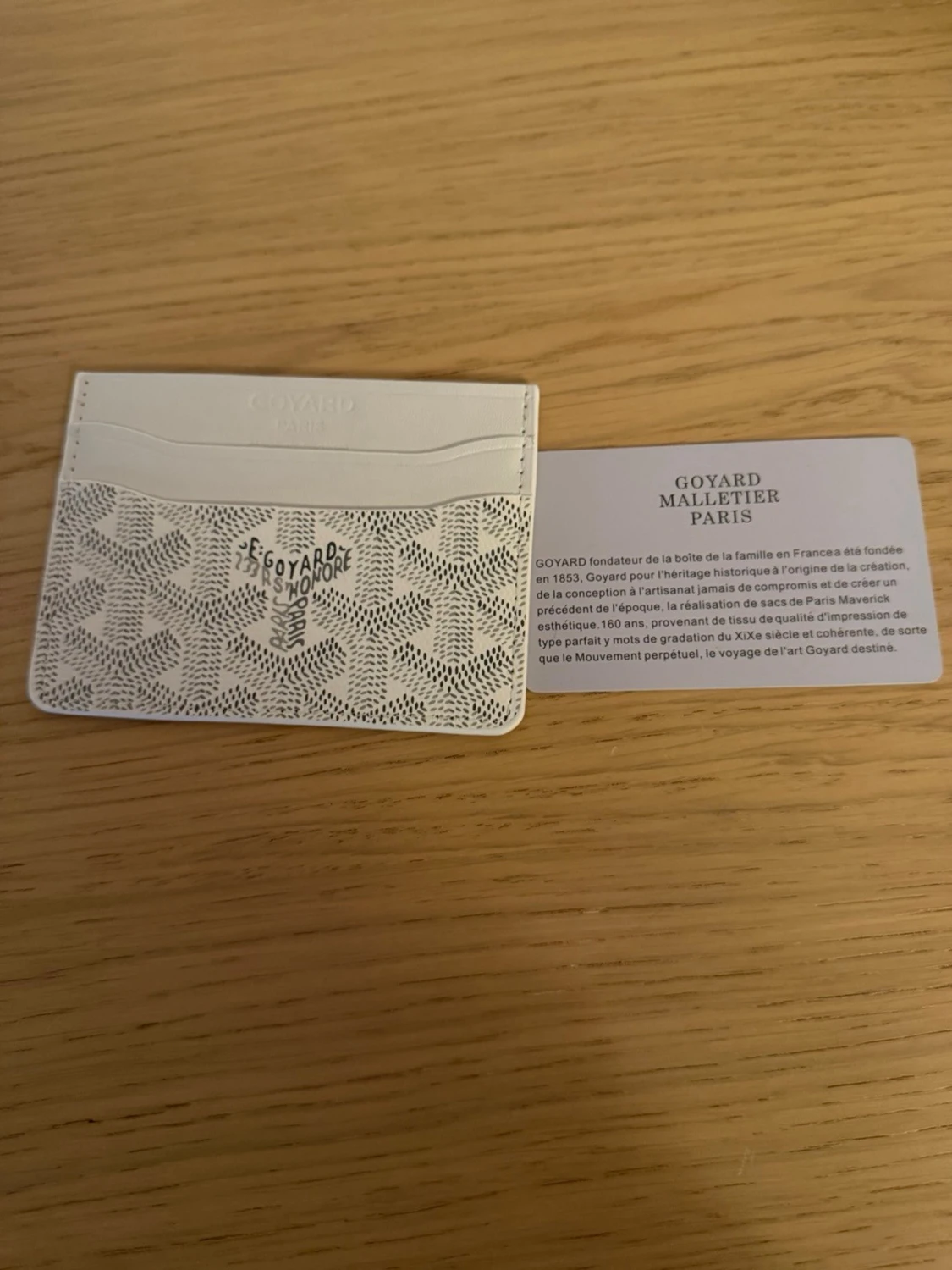 Vit korthållare - 1