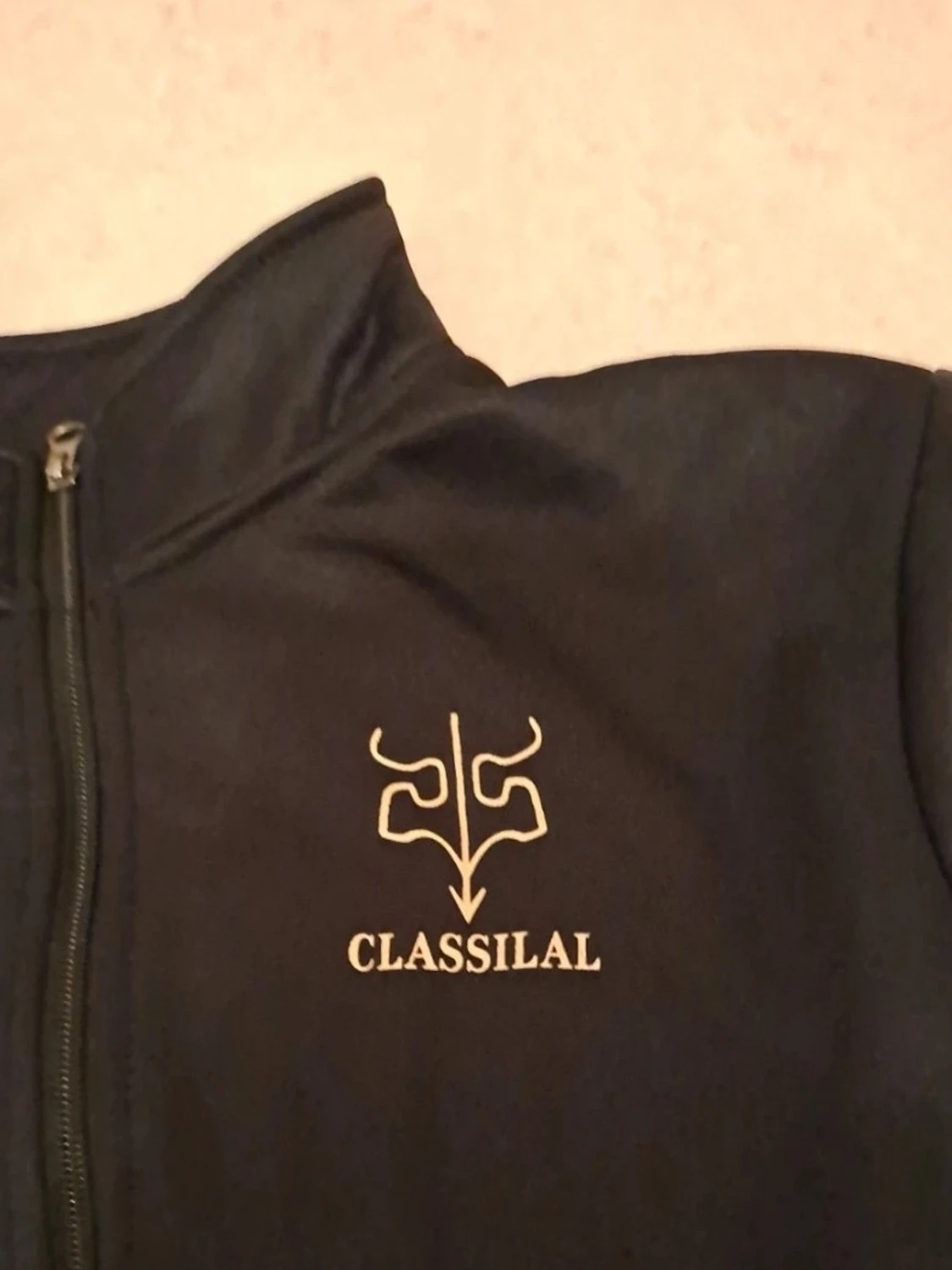 Svart ziptröja från Classilal S - 1