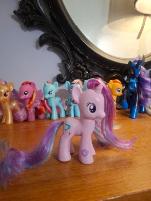 My Little Pony Starlight Glimmer - Ovanlig samlare figur I nyskick. Bara vart ägd av samlare innan. Kolla in mer mlp figurer på min profil