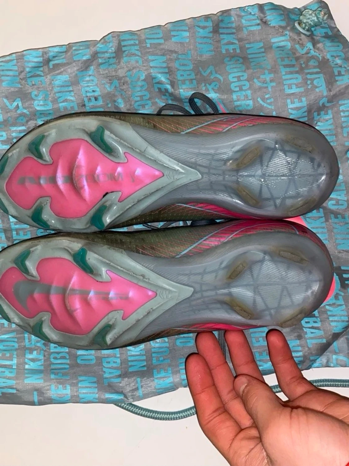 Nike fotbollsskor turkos /rosa - 1