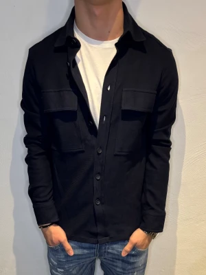 Roy Robson Overshirt - Strl - S | Skick - 10/10 | Nypris - va 1400kr | Vid minsta lilla fundering är det bara att skriva!