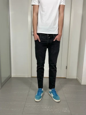 Jacob Cohen Jeans  - Säljer nu dessa Jacob Cohen jeans i moddel 622, skriv för fler bilder/frågor🙌🏼 