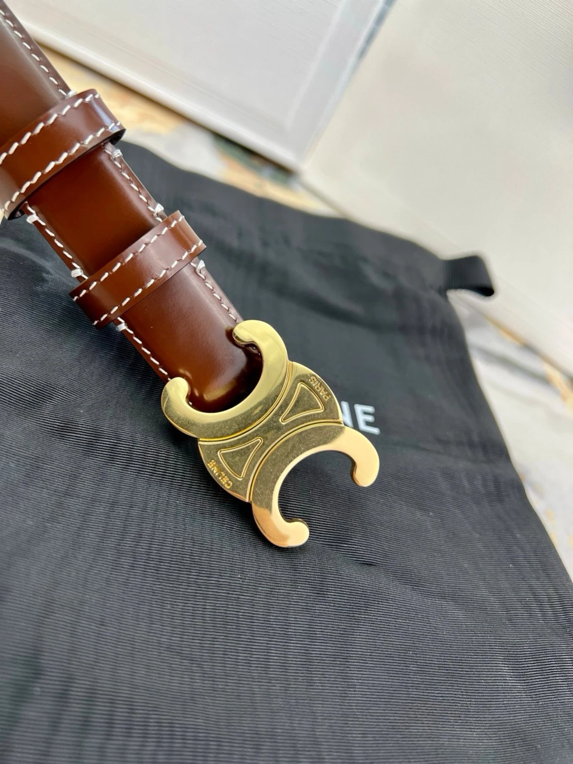 Brunt läderbälte från Celine - 3