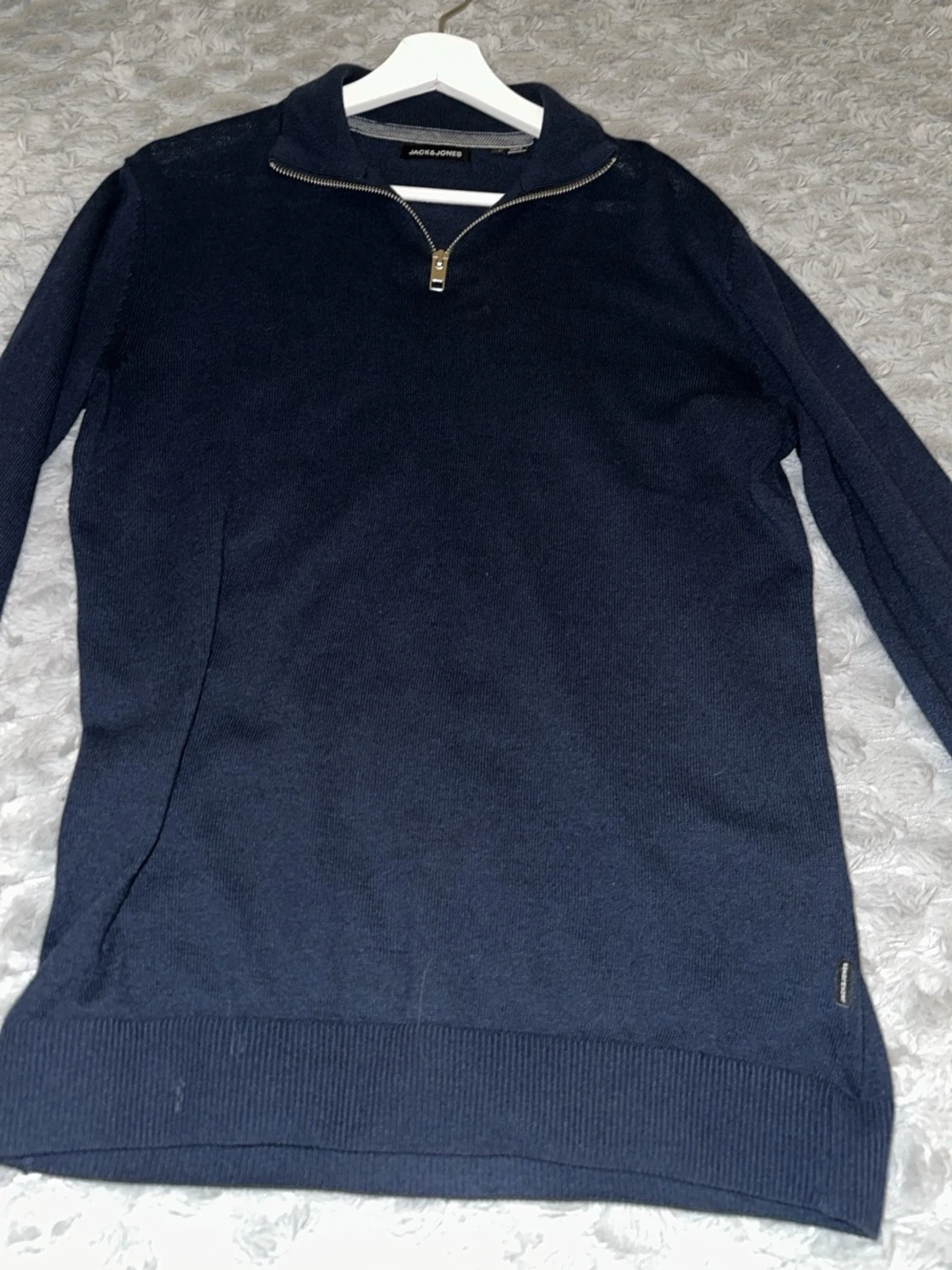 Mörkblå stickad tröja Jack & Jones