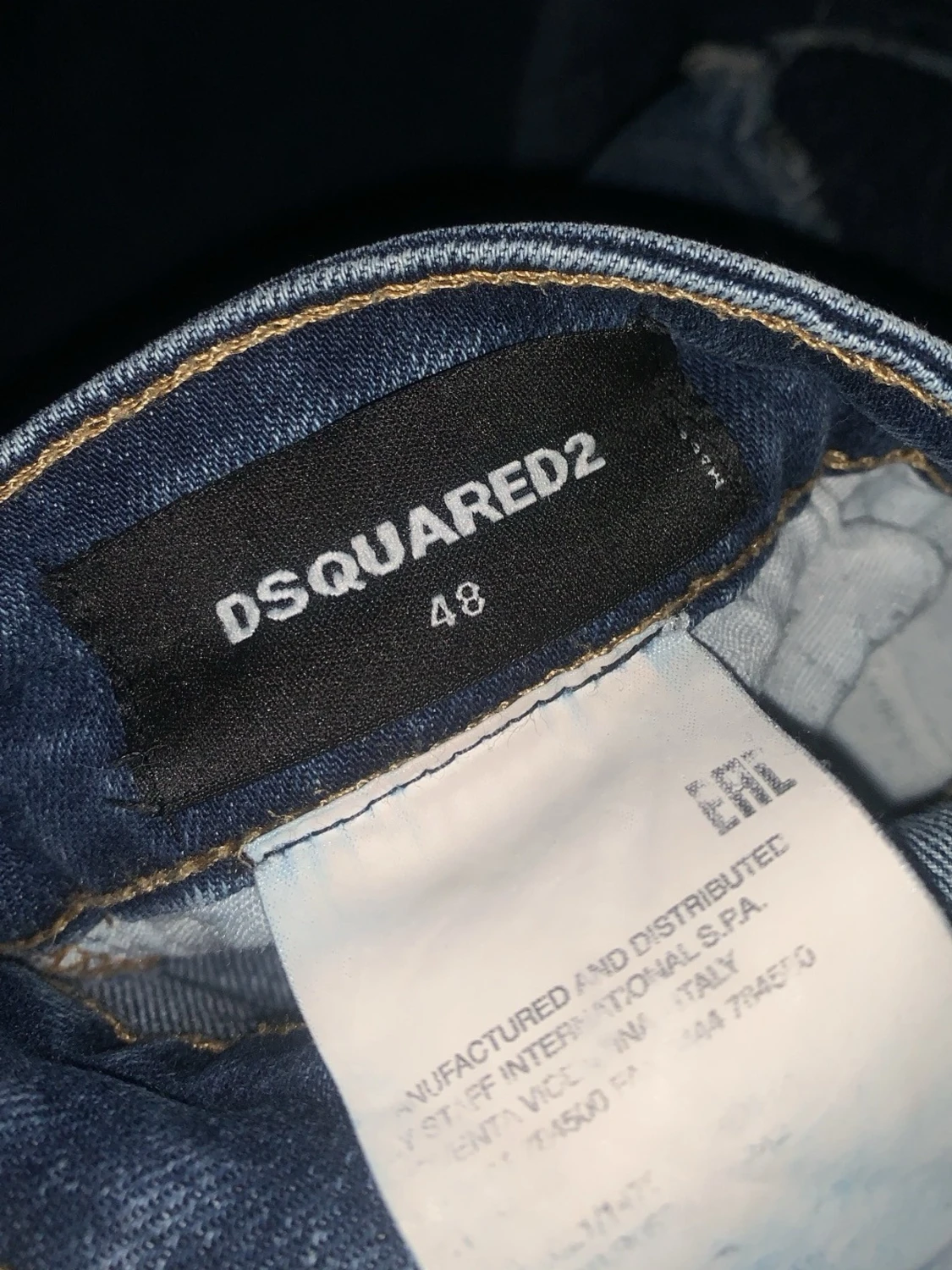 Blå slitna dsquared2 jeans - 2