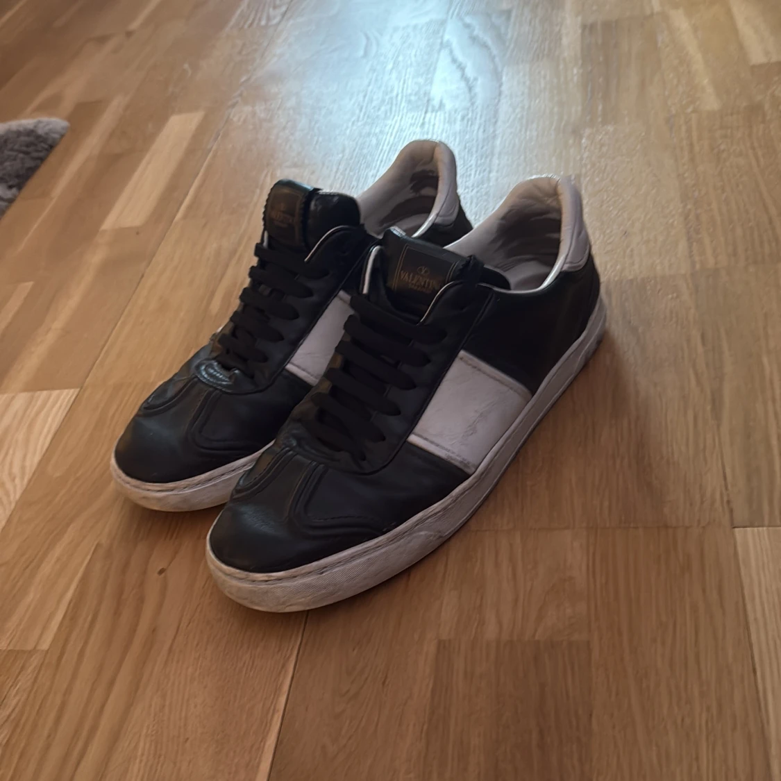 Valentino flycrew - 2