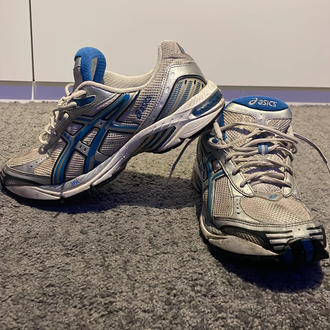 Asics GEL sneakers vit/blå 42.5 - 4